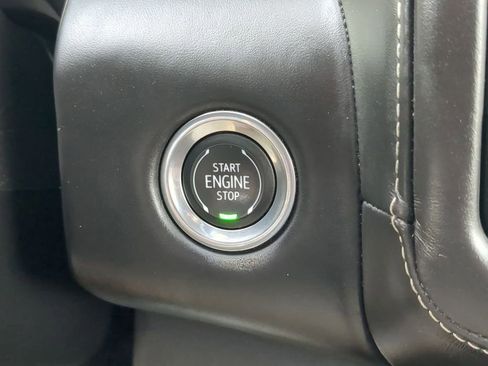 Used 2023 GMC Yukon Denali Ultimate AWD/4WD image 19
