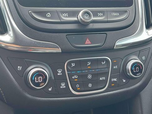Used 2019 Chevrolet Equinox Premier AWD/4WD image 32