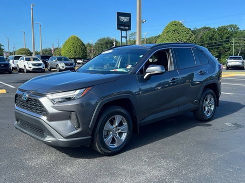 Certified 2024 Toyota RAV4 XLE AWD/4WD image 1