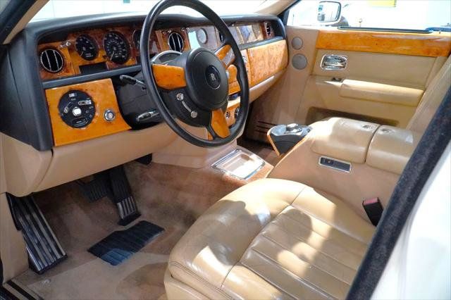 Used 2009 Rolls-Royce Phantom Sedan RWD image 25
