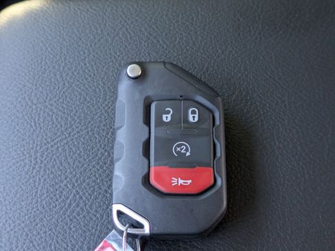 New 2026 Jeep Gladiator Sport image 31