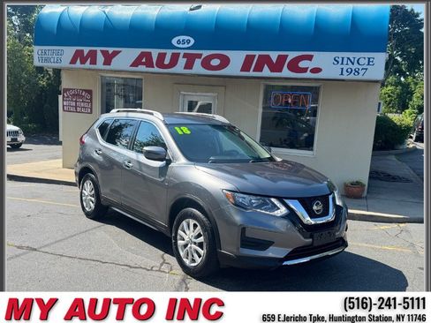 Used 2018 Nissan Rogue SV AWD/4WD image 1