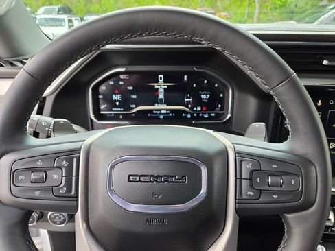 Used 2025 GMC Sierra 1500 Denali w/ Denali Reserve Package AWD/4WD image 22