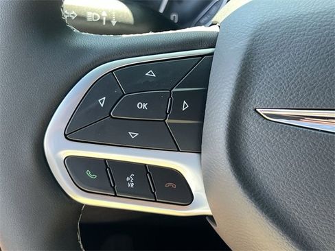 New 2026 Chrysler Pacifica Select image 25