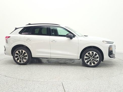 New 2026 Audi Q3 quattro 2.0T AWD/4WD image 4