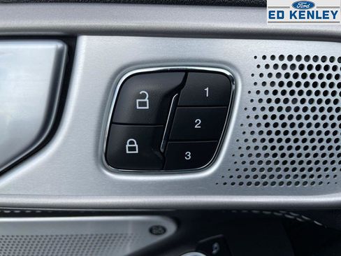 Used 2024 Ford Explorer ST w/ Equipment Group 401A image 24