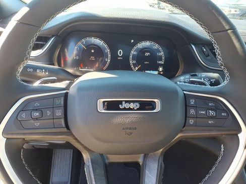 New 2025 Jeep Grand Cherokee L Limited image 14