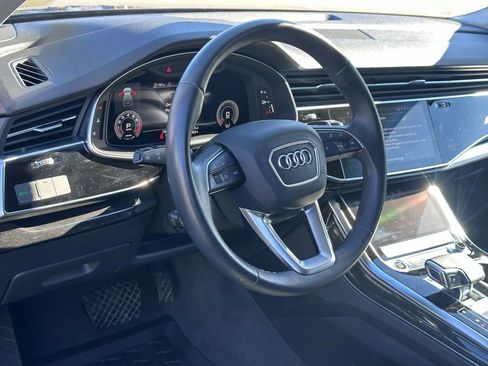 Used 2022 Audi Q7 3.0T Premium Plus w/ Premium Plus Package AWD/4WD image 12
