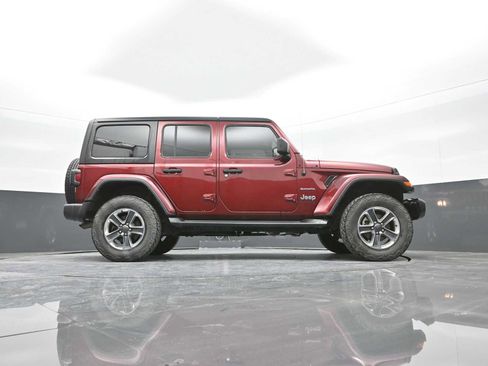 Used 2021 Jeep Wrangler Unlimited Sahara w/ Cold Weather Group image 39