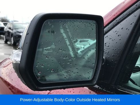 Used 2022 GMC Acadia AT4 w/ Technology Package image 10