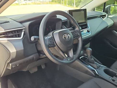 Used 2026 Toyota Corolla LE FWD image 10