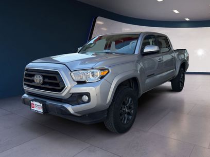 Used 2020 Toyota Tacoma SR5 w/ SR5 Appearance Package (SM)