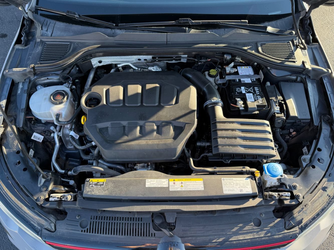 Used 2024 Volkswagen GTI SE FWD image 3