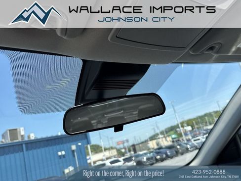 Used 2024 Nissan Altima 2.5 SR AWD/4WD image 16
