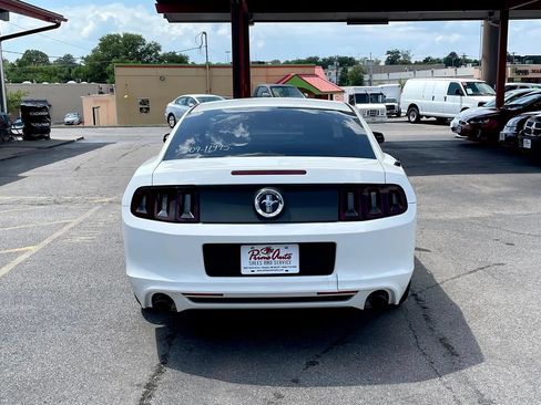 Used 2013 Ford Mustang Coupe RWD image 5