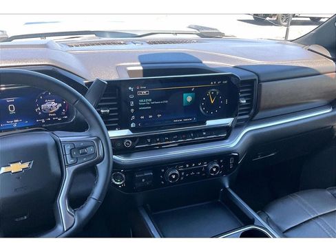 Used 2026 Chevrolet Silverado 3500 High Country w/ Technology Package AWD/4WD image 7