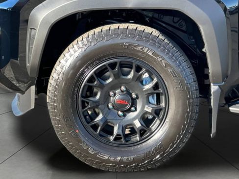 New 2026 Toyota 4Runner TRD Off-Road Premium AWD/4WD image 35