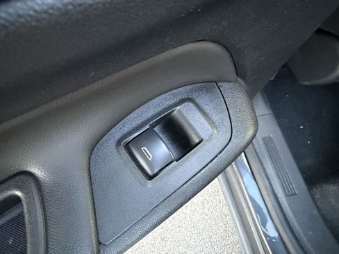 Used 2022 Chevrolet Equinox LT image 25