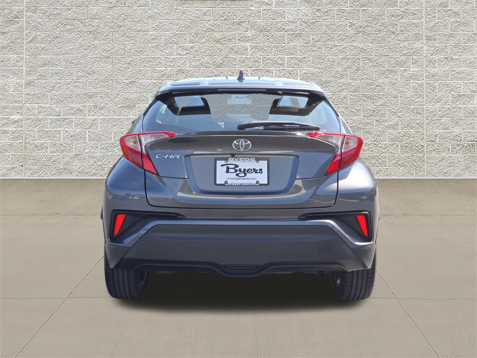 Used 2020 Toyota C-HR XLE FWD image 6