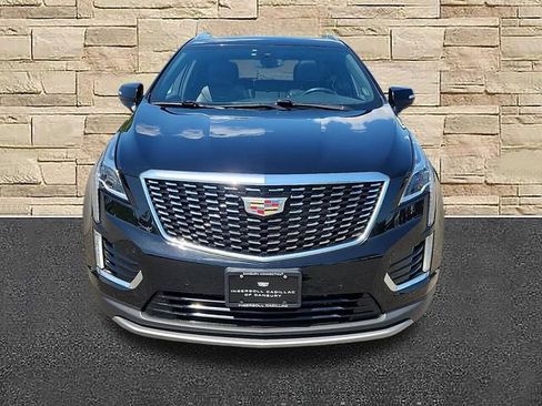 Certified 2022 Cadillac XT5 Premium Luxury AWD/4WD image 2