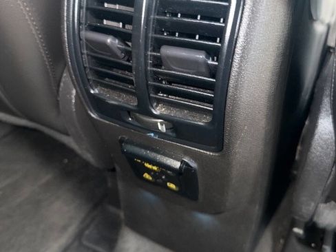 Used 2013 Ford C-MAX Energi SEL image 27