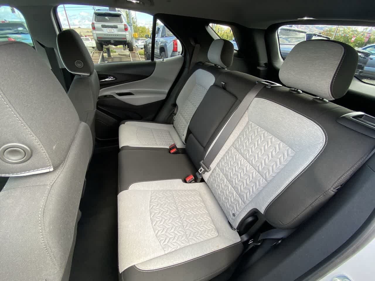 Used 2023 Chevrolet Equinox LS w/ LS Convenience Package AWD/4WD image 21