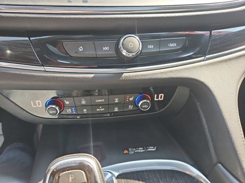 Used 2019 Buick Enclave Avenir w/ Avenir Technology Package FWD image 35