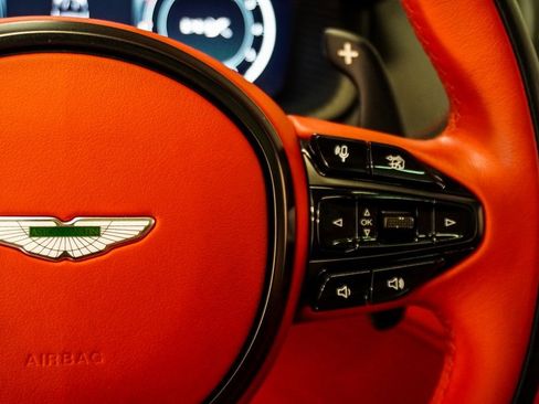 Used 2021 Aston Martin DBX Base image 29