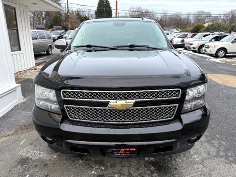 Used 2011 Chevrolet Avalanche LTZ image 18