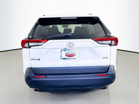 Certified 2025 Toyota RAV4 XLE FWD image 6