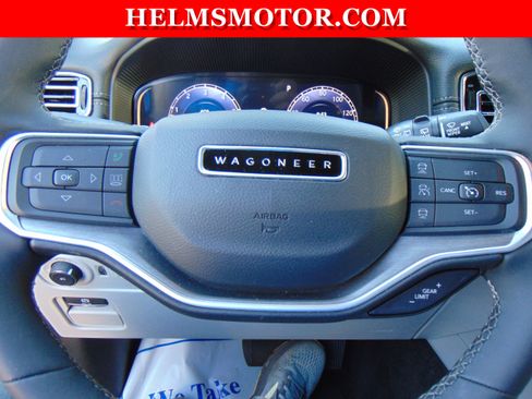 Certified 2025 Jeep Wagoneer 4WD image 22
