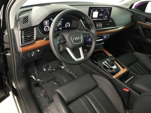 Certified 2023 Audi Q5 2.0T Prestige w/ Prestige Package AWD/4WD image 15