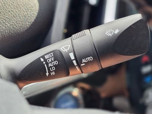 Used 2019 Toyota Prius Prime Advanced image 39