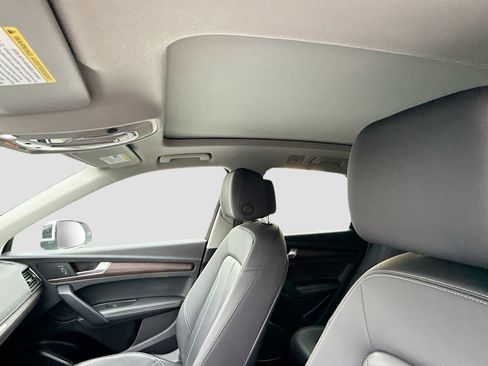 Used 2021 Audi Q5 Premium Plus w/ Premium Plus Package image 26