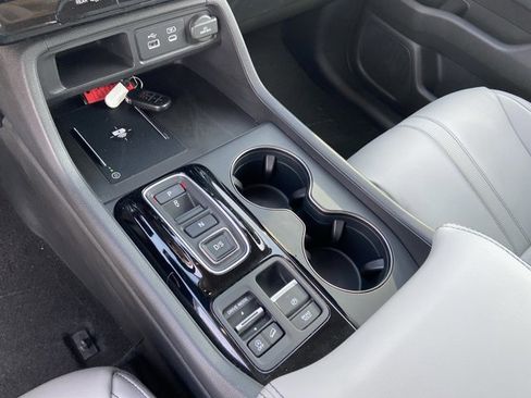 Used 2023 Honda Pilot EX-L image 40