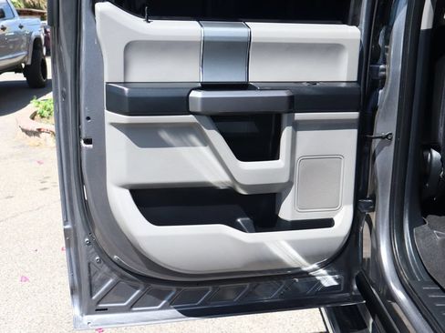 Used 2021 Ford F250 XLT w/ XLT Premium Package AWD/4WD image 48