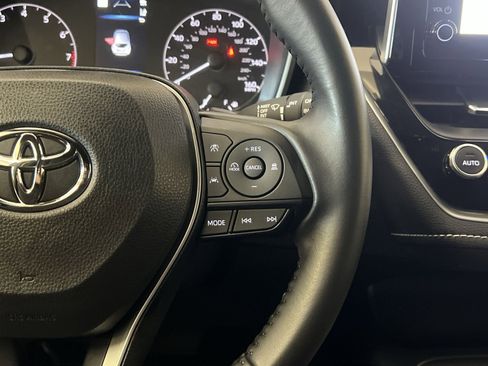 Used 2025 Toyota Corolla SE FWD image 31