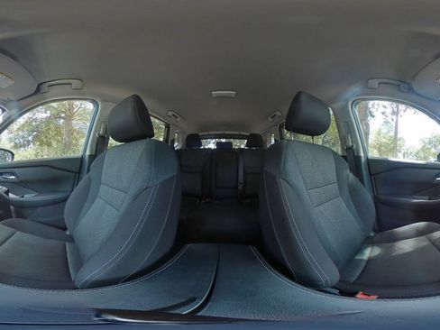 Used 2025 Nissan Rogue SV FWD image 43