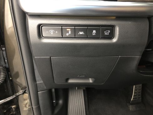 Certified 2021 Kia Telluride SX w/ SX Prestige Package image 18