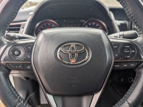 Used 2021 Toyota Camry XSE image 21