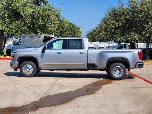 New 2026 Chevrolet Silverado 3500 High Country w/ High Country Premium Package image 13