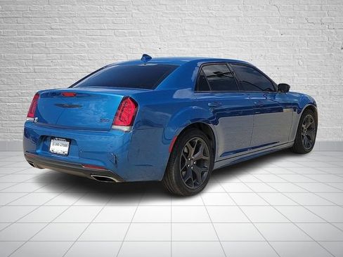Used 2023 Chrysler 300 Touring L w/ Comfort Group RWD image 4