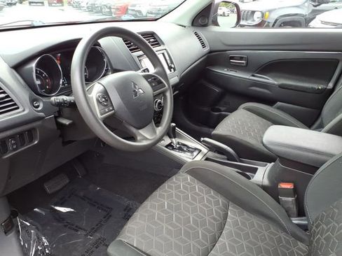Used 2024 Mitsubishi Outlander Sport AWD image 11