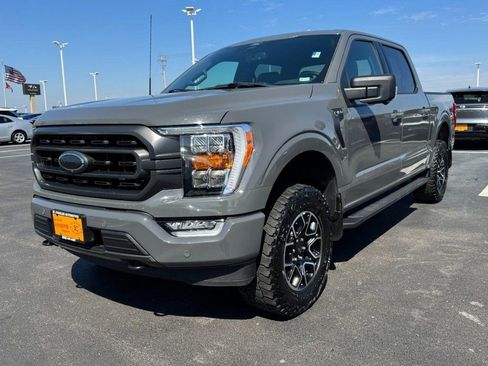 Used 2021 Ford F150 XLT w/ Equipment Group 302A High image 8