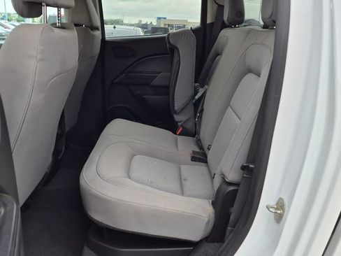 Used 2022 Chevrolet Colorado W/T AWD/4WD image 12