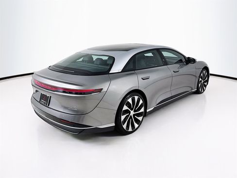 Used 2022 Lucid Air Grand Touring image 8