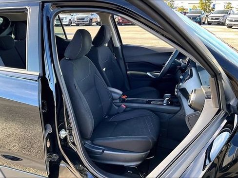 Certified 2024 Nissan Kicks SV image 28