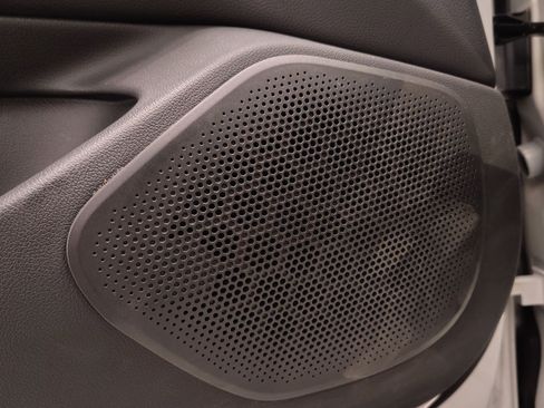 Used 2023 BMW i4 eDrive35 image 22