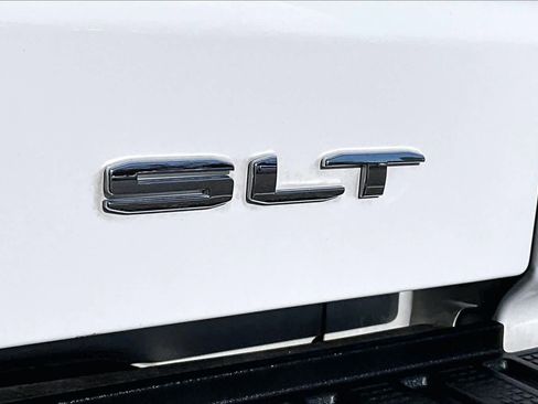 Used 2020 GMC Sierra 1500 SLT w/ SLT Premium Plus Package image 9