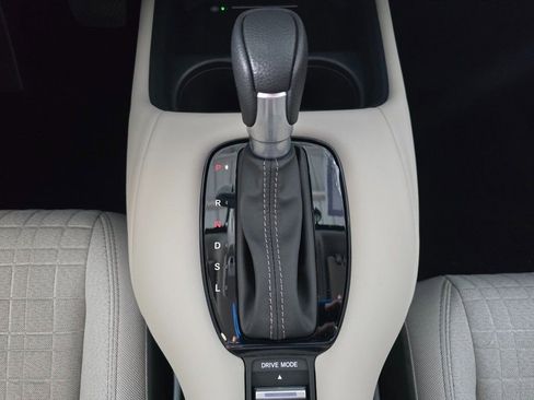 New 2026 Honda HR-V LX image 31